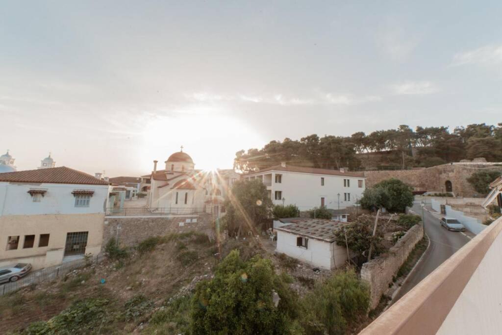 John'S House Under The Castle Of Kalamata Exteriör bild